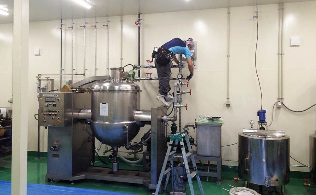 スティック果汁ゼリー製造工場